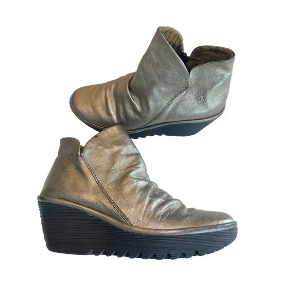 Fly London EU 41 Gold Metallic Weso Boots Booties | Leather Upper - Picture 3 of 13